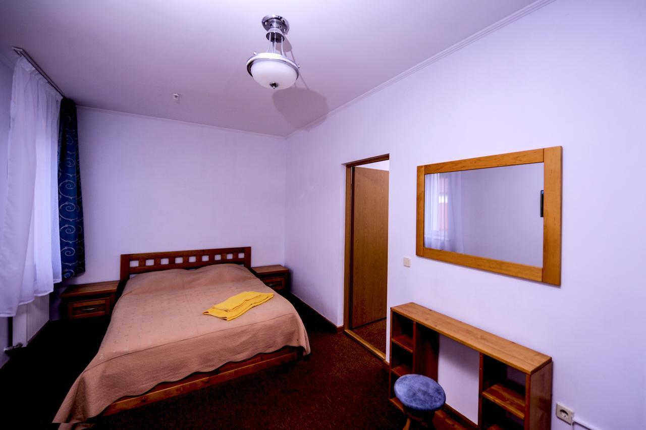 Hotel Radiola Яремча Экстерьер фото