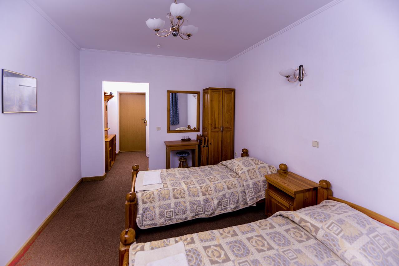Hotel Radiola Яремча Экстерьер фото
