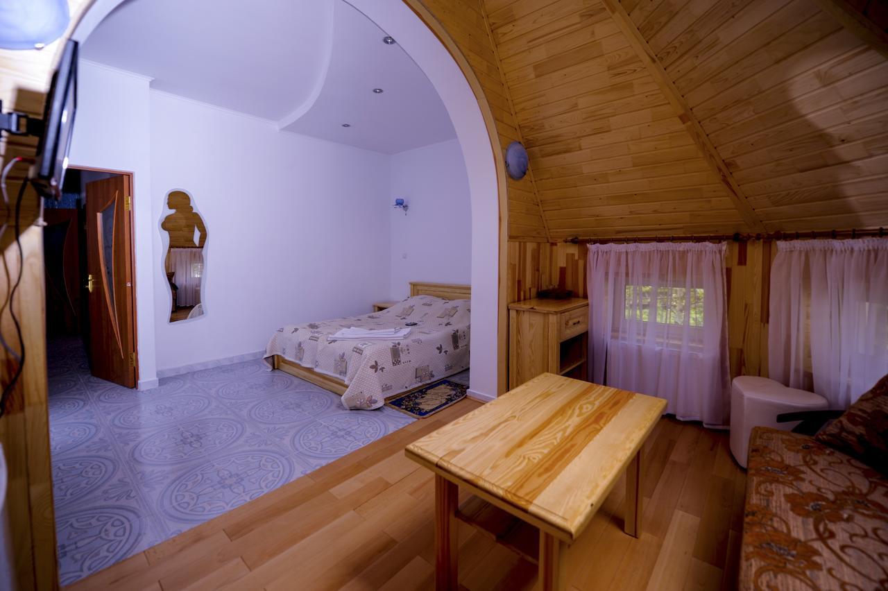 Hotel Radiola Яремча Экстерьер фото